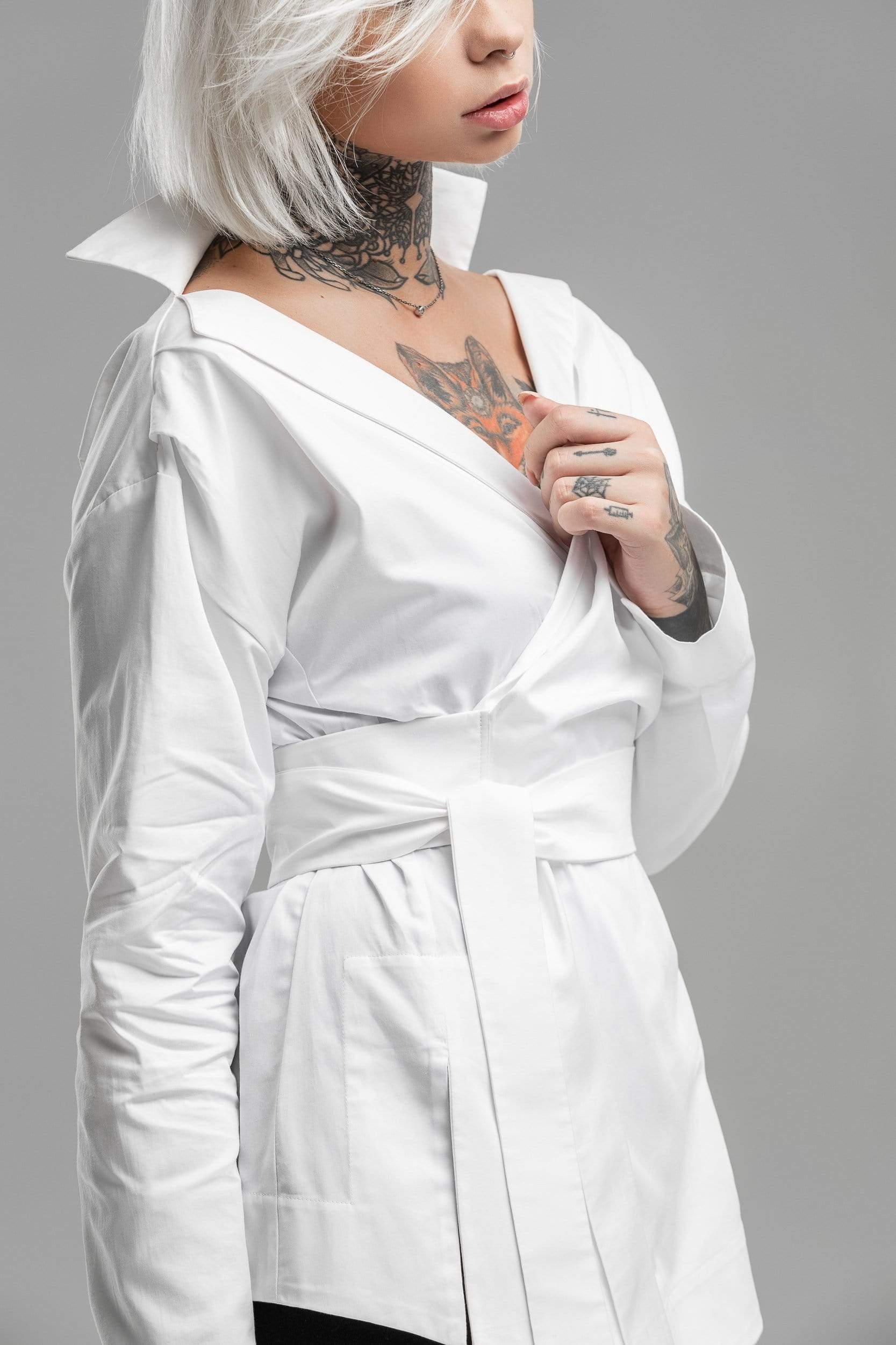 MDNT45 White Lotus Women's Shirt
